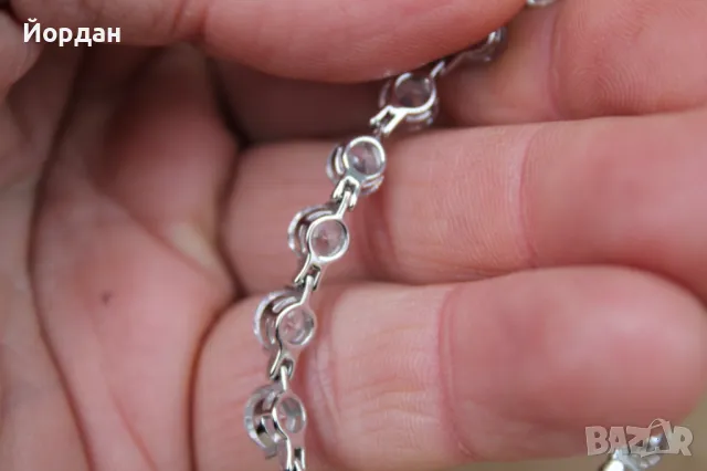 Дамска гривна с камъни ''Swarovski'', снимка 5 - Гривни - 48252363