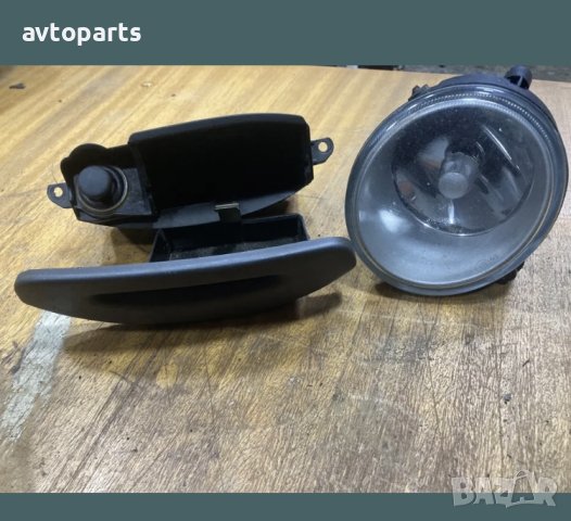 Renault scenic 2000година пепелник