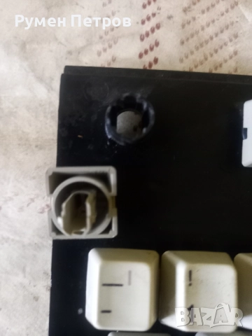 Клавиши/капачки IBM model M, снимка 12 - Клавиатури и мишки - 52027977