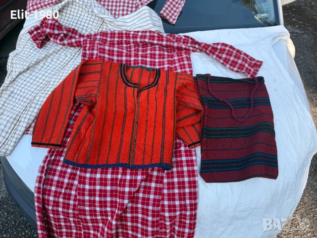 Продавам народна носия тракийска 