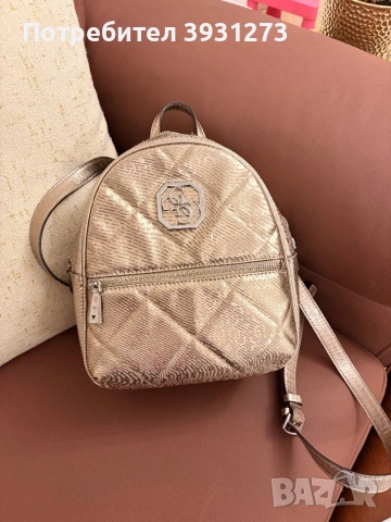 Дамска оригинална раница GUESS 