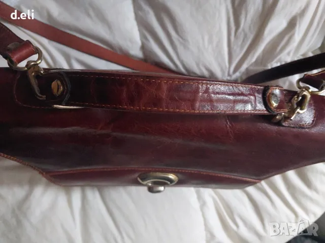 Италианска чанта от 100% Кожа, снимка 6 - Чанти - 48136064