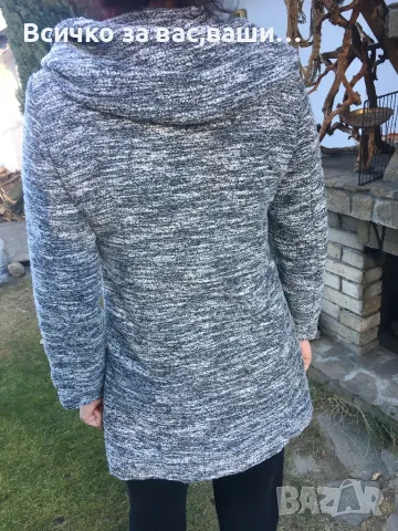 Палто-25лв., снимка 3 - Палта, манта - 48746321