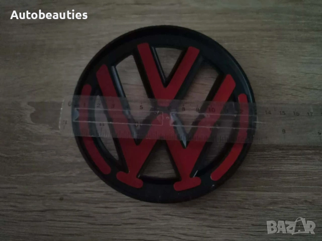 задна емблема Volkswagen черен гланц за Touareg 12 см, снимка 3 - Аксесоари и консумативи - 53522939