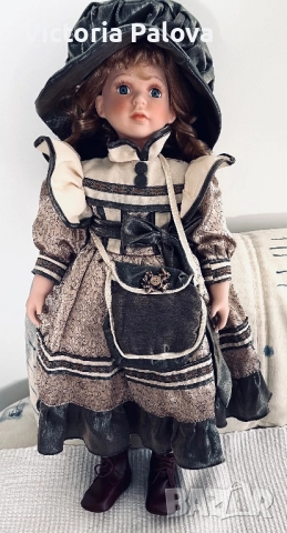 Колекционерска порцеланова кукла ADÉLIE CREATION PARIS лимитирана серия, сертификат, снимка 2 - Колекции - 52969247