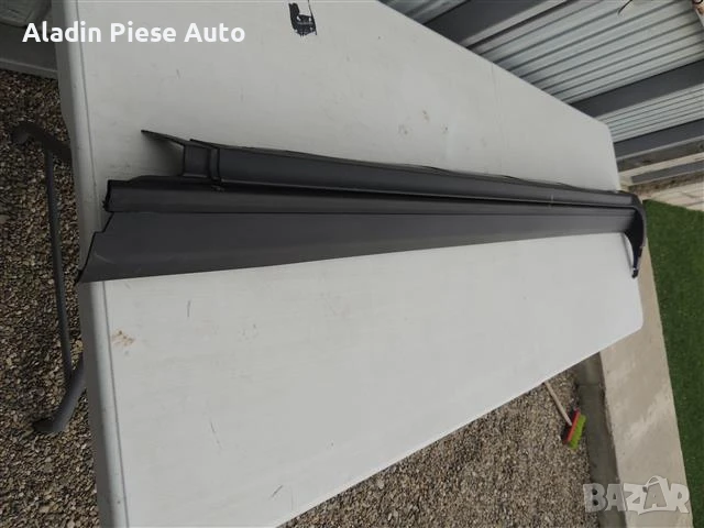 Лайсна за праг / десен праг Ford Kuga година 2020 2021 2022 код LV4B-S10154-A 