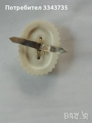 Емайлирана войнишка соц.кокарда., снимка 2 - Антикварни и старинни предмети - 50692084