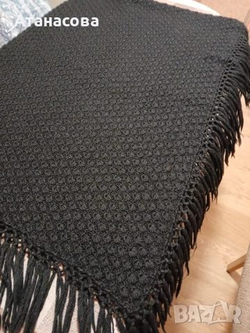 Домашно плетени шалове