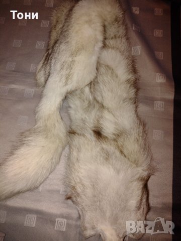  Шал яка от полярна бяла лисица , снимка 1 - Шапки - 19116831