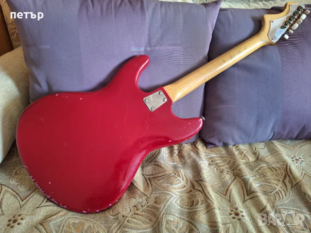 Ретро Ел.китара Йолана Стар, снимка 7 - Китари - 49139087