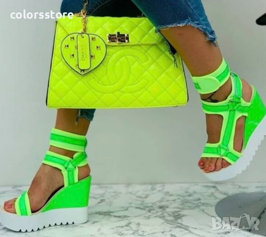 Сандали на платформа - неон със зелено