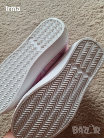 Нови топлинки, снимка 3 - Детски пантофи - 51691523