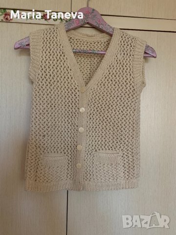 Жилетка - ръчно плетена, снимка 1