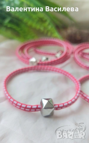 Мартенички за ръка, снимка 5 - Гривни - 53461395