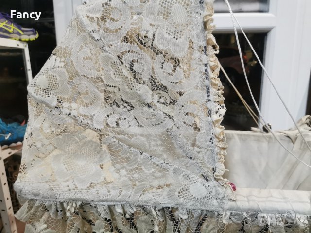 Стара количка за кукли, снимка 4 - Антикварни и старинни предмети - 43605794