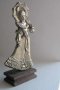 Стара красива метална фигура фигурка дама с чадър статуетка, снимка 5