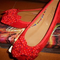  Ежедневни пантофки с панделка на свежи точки от еко кожа и велур   в червен цвят №37,38, снимка 3 - Дамски ежедневни обувки - 28801110