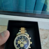 Продавам часовник , снимка 1 - Мъжки - 43695646