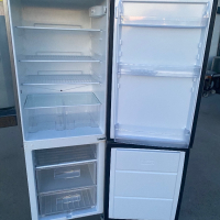 Хладилник с фризер Bosch , снимка 7 - Хладилници - 44912917