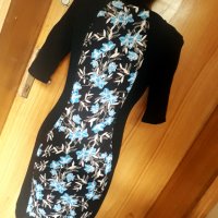 Черна офис рокля със сини флорални мотиви и 3/4 ръкав Л, снимка 3 - Рокли - 33565327