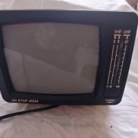 Старо портативно телевизорче, снимка 1 - Други ценни предмети - 43242590
