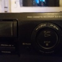 Видео SONY SLV-E130AE1, снимка 2 - Плейъри, домашно кино, прожектори - 43366230