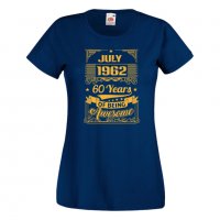 Дамска Тениска JULY 1962 60 YEARS BEING AWESOME Подарък, Изненада, Празник, снимка 10 - Тениски - 37085501