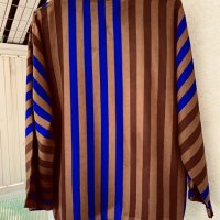 Невероятна блуза Италия, снимка 1 - Корсети, бюстиета, топове - 36959411