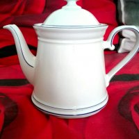 Немски чайник Мариенбад- порцелан, снимка 1 - Антикварни и старинни предмети - 33610718