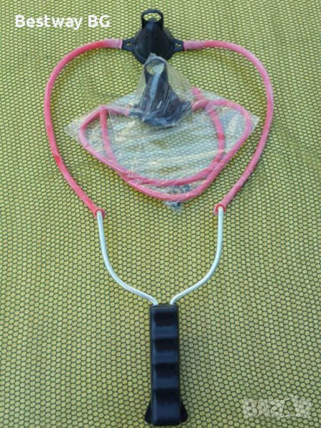 Прашка за захранка Хризолит, в комплект с резервен ластик, снимка 1