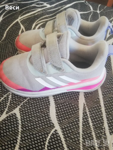 Детски маратонки адидас , снимка 1