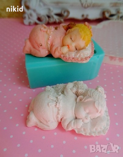 3D малко момиченце бебе с играчка силиконов молд форма калъп за фондан пита тесто шоколад гипс торта, снимка 1