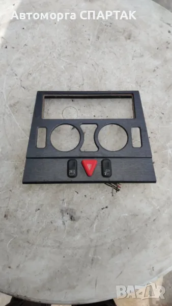 MERCEDES C класа W202 рамка капак радио капак радио 2106830625, снимка 1