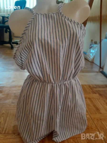 Подарявам!Къс гащеризон на бели и светло сини раета, снимка 1