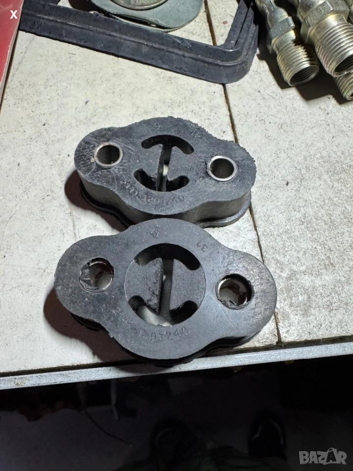 ТАМПОН ГЪРНЕ МОСКВИЧ АЛЕКО 2141-1203240 НОВ ОРИГИНАЛЕН, снимка 1