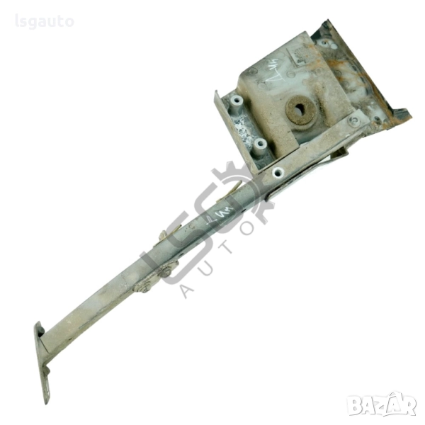 Десен държач предна броня AUDI A8 (D3) 2003-2010 ID: 152690, снимка 1