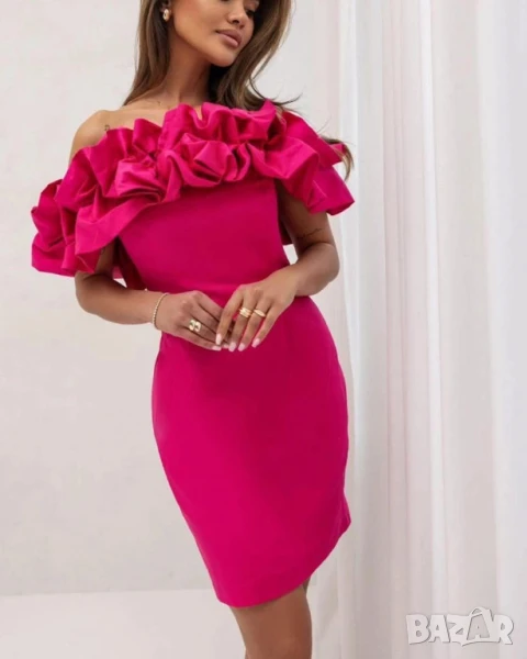 🩷Елегантна къса рокля с ефектно деколте  , снимка 1