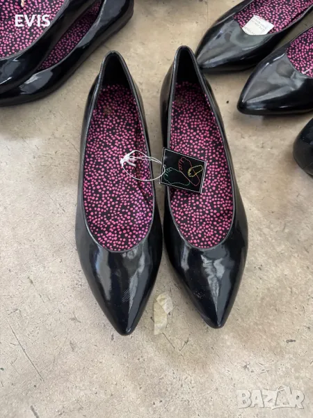 Лачени черни обувки, снимка 1