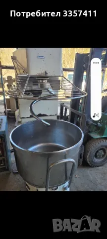 спирална италиански тестомесачка със 2 бр казана  до 200кг тесто, снимка 2 - Други машини и части - 49577525