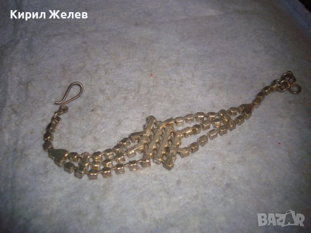 МНОГО КРАСИВА ПОСРЕБРЕНА СКЪПОЦЕННА ВИНТИДЖ АРТ ГРИВНА с ЮВЕЛИРНО ФАСЕТИРАНИ КРИСТАЛИ 28018, снимка 2 - Гривни - 37026983