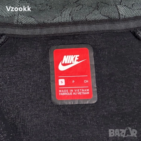 Мъжко горнище Nike Tech Fleece | S размер, снимка 4 - Суичъри - 52871621