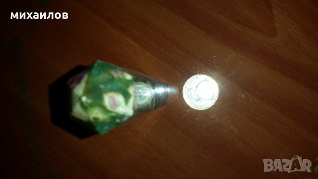 Минерал, снимка 2 - Колиета, медальони, синджири - 26477229