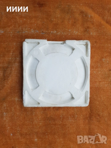 Порцеланова чиния картина, снимка 5 - Антикварни и старинни предмети - 53604553