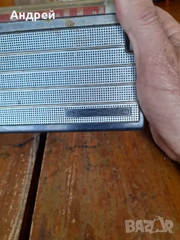 Старо радио,радиоприемник Grundig #3, снимка 2 - Антикварни и старинни предмети - 50093454