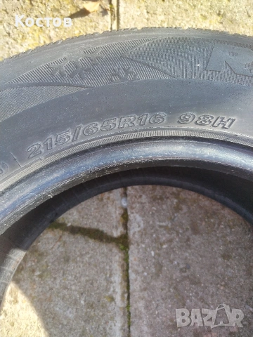 2 бр. Гуми Roadstone Winguard Snow G 215/65/16, снимка 6 - Гуми и джанти - 53402091