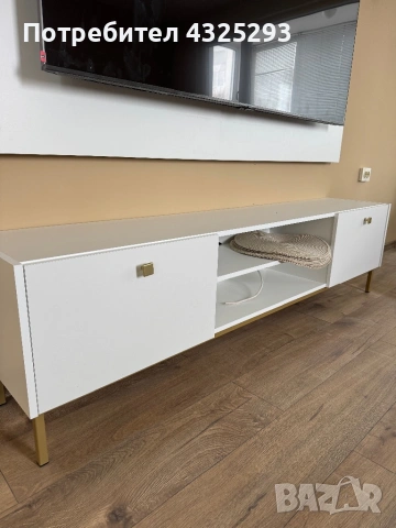 Тв Шкаф, снимка 2 - Шкафове - 53427728