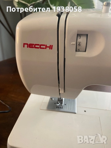 Шевна машина Necchi 215, снимка 3 - Шевни машини - 51786314