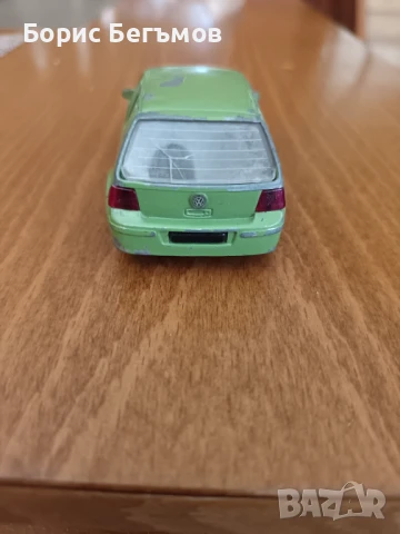 Количка VW GOLF  1:43, снимка 3 - Коли, камиони, мотори, писти - 51140582