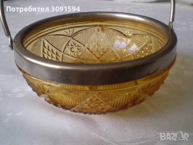 Винтидж Кристална бонбониера Арт деко метал оригинално стъкло цвят карамел, снимка 8 - Други ценни предмети - 38457517