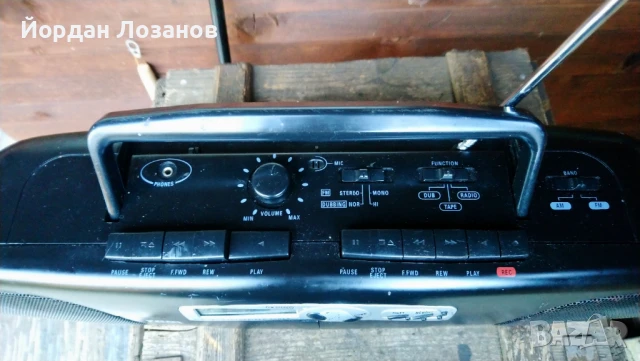 Радиокасетофон, снимка 3 - Радиокасетофони, транзистори - 50949941